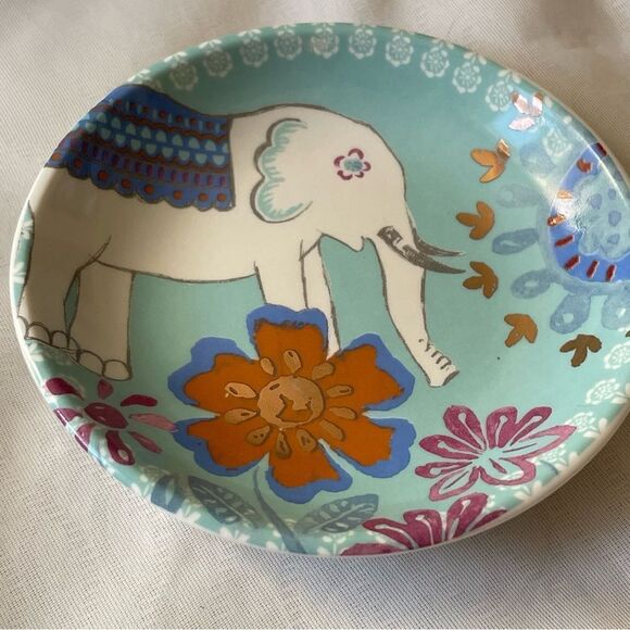 Elephant dish gold accented good luck remover of obstacles - Picture 5 of 8